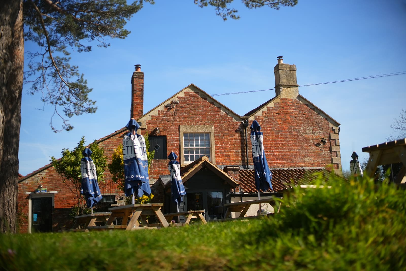 The Lamb on the Strand | Pub & Dining in Trowbridge